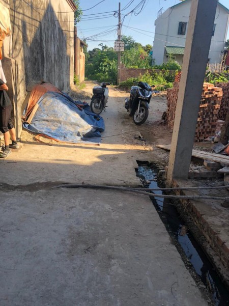Đất Kiêu Kỵ, Gia Lâm giáp Vin Ocean Park DT 41m2 giá 1.26 tỷ. LH 0983253436
