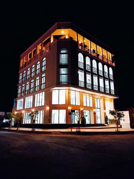 Cho thuê nguyên tòa Building 6 tầng 1.500m2 Ngay cục thuế TP KĐT An Phú Quận 2