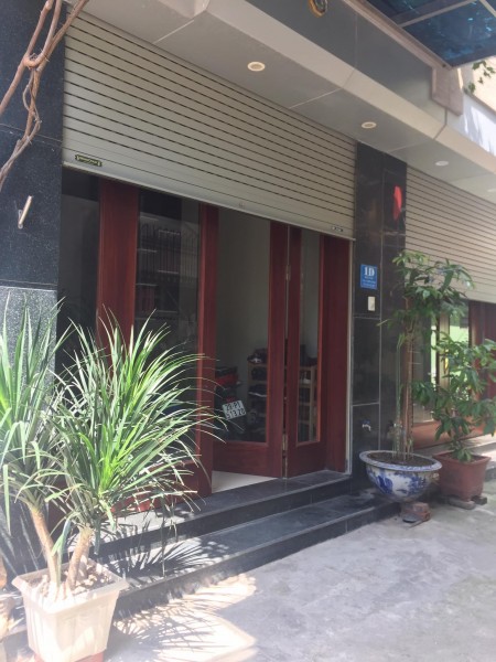 Cần bán nhà, DT 52m, 5T, MT 3.8m, giá 5.8 tỷ, Lạc Long Quân, Tây Hồ.