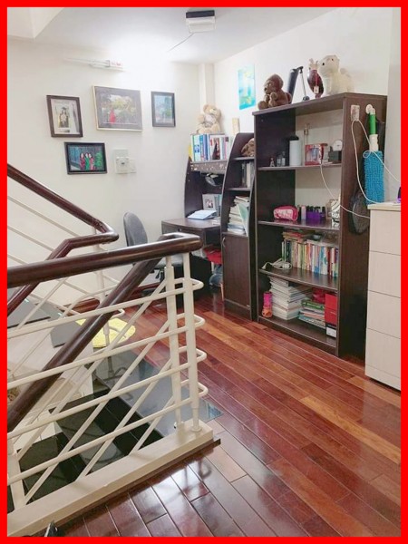 Bán nhà HXH Thành Thái Quận 10, 3 Tầng chỉ 3,85 tỷ, lh 0906204283