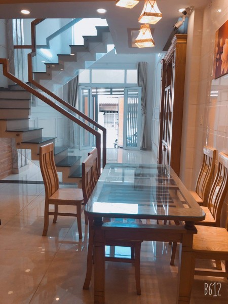 Bán nhà hẻm xe hơi đường Bình Trị Đông dt 45m2, chưa qua đầu tư, giá 3.8 tỷ