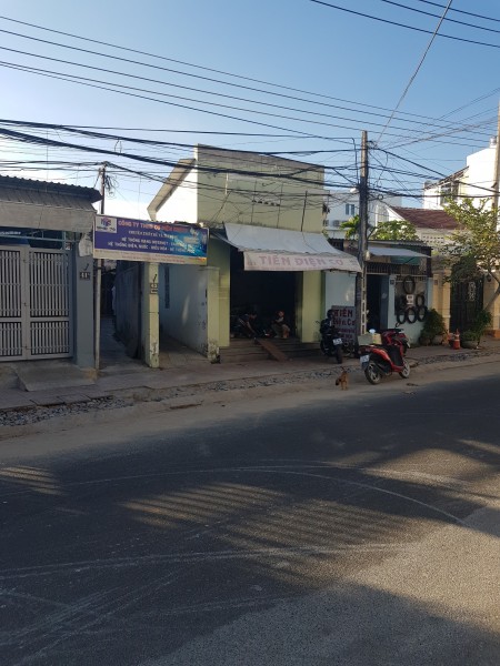 Bán nhà mặt tiền Trương Hán Siêu, p. Phước Long, tp. Nha Trang ngang 5.79m.