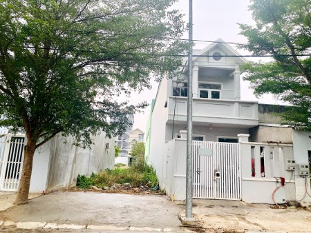 Bán lô đất thổ cư 100% diện tích 82m2 trong khu dân cư đông đúc