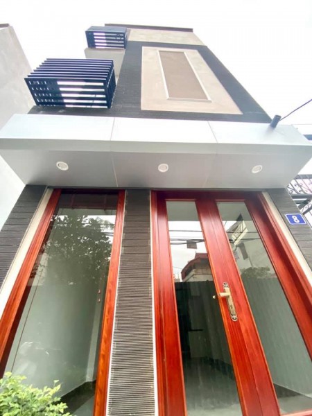 Nhà đẹp trong mùa dịch mới cứng, lô góc ô tô đỗ cửa, nhà rộng thoáng vô cùng