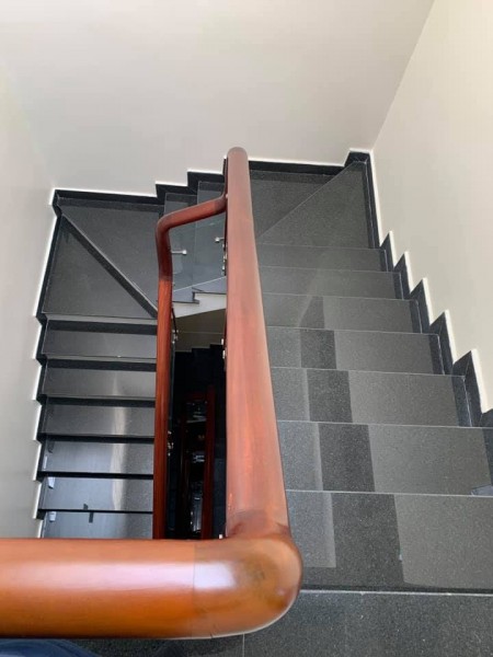 Giá bán linh động 5 tầng HXH khu ẩm thực Phan Xích Long Phú Nhuận