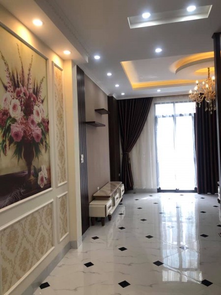 Bán nhà khu đấu giá Ngô Thì Nhậm, dt 52m2, đúc 4 tầng, giá 8.2 tỷ
