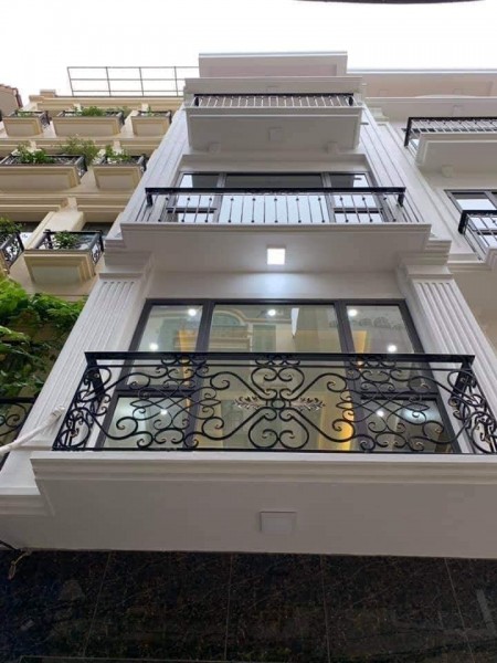 Bán nhà đường Hoàng Mai, 43m, 5T, nhà mới, Oto, KD, Hơn 4 tỷ, 0877771009