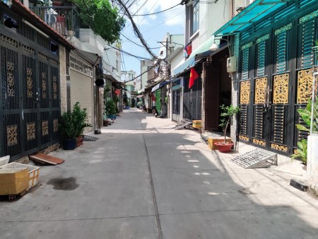 Bán gấp nhà Nguyễn Sơn Tân Phú 2 mặt tiền hẻm dt 45m2, 2 tầng, 2 pn, giá 4 tỷ