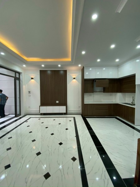 Bán nhà riêng ngõ 559 Kim Ngưu 45m giá 3.6 tỷ gần ô tô, đúc kiên cố
