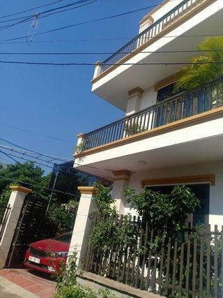 Phạm Văn Đồng Cầu Giấy, giá 5,x tỉ pháp lý sạch 88m2 mt: 4,1m 4 tầng Không tranh chấp