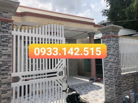 Bán nhà ở diện tích 110m2 thổ cư hết gồm 2 pn 1 pk 1 nhà bếp, cho thuê mỗi tháng 5 triệu nhà sổ hồng riêng