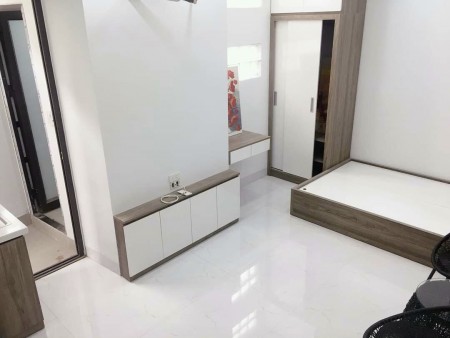 Mở Bán Chung Cư Nguyễn Trãi ngã Tư Sở 50m2, 2ngủ ful đồ ở Ngay