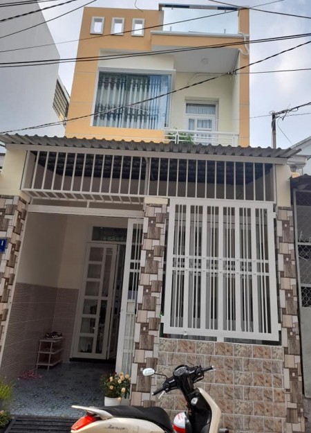 Bán nhà 110 Hồng Lạc 36m2, hẻm xe hơi vào nhà, q Tân Bình chỉ 2 tỷ 9