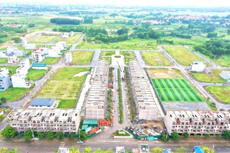 Bán lô á hậu 97m2 đường 21.5m ngay vườn hoa trung tâm giá chỉ 1T4