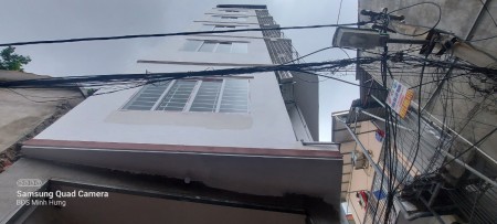 Bán nhanh nhà xây trọ tại Phùng Khoang, nhà 35m xây 5 tầng, gồm 9 phòng khép kín,các phòng đầy đủ nóng lạnh điều hòa