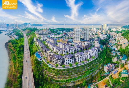 Mở bán biệt thự trên đồi view toàn bộ vịnh Hạ Long hỗ trợ vay, ân hạn lãi góc, pháp lý đủ