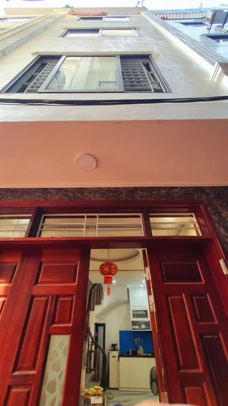 Nhà đẹp Phú Thượng 30m2, thoáng trước sau đầy đủ công năng, giá bất ngờ, chỉ 2.95 tỷ