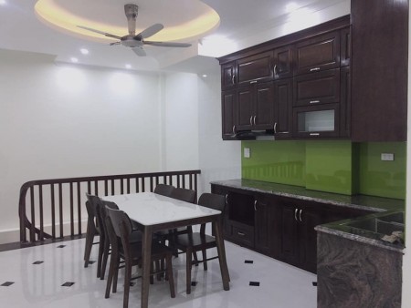 Mặt phố Quang Trung mặt tiền 4m, vỉa hè rộng, kinh doanh giá chỉ nhỉnh 6 tỷ, lhcc