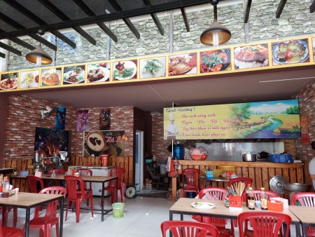 Lô góc mặt tiền kinh doanh chiều ngang khung 7.5m, vị trí đẹp không lộ giới