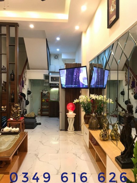 Bán Gấp Nhà Tây Sơn Quận Đống Đa, nội thất long lanh giá bán 4.5 tỷ
