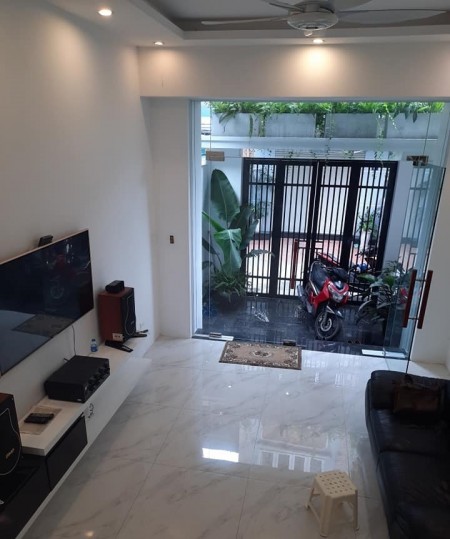 Bán nhà Lâm Du Bồ Đề 66m2 Nhà đẹp, ở ngay, 2 mặt thoáng, giá 4.35 tỷ