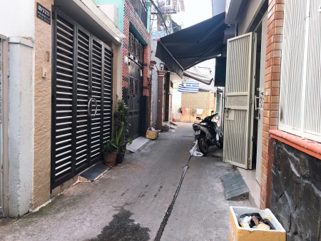 Bán nhà cực hiếm Nguyễn Hồng Đào dt 61m2 giá quá rẻ chỉ nhỉnh 5 tỷ