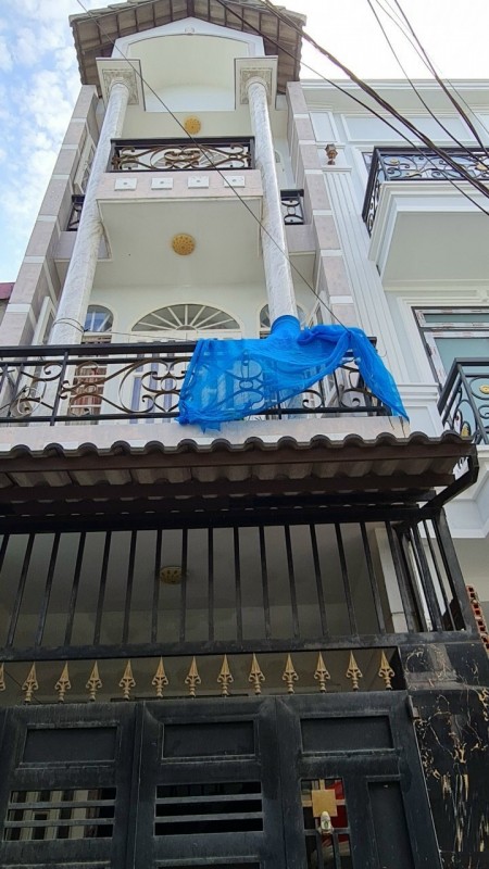 Gò Vấp bán nhà Lê Hoàng Phái, hẻm 3.5m, giá chỉ 4.6 tỷ, lhcc