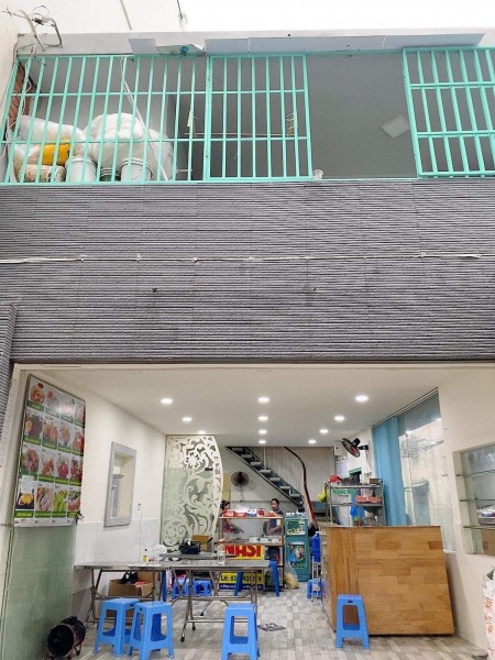 Xe hơi ngủ trong nhà, 1 xẹt diện tích 45m2 vừa ở vừa kinh doanh, giá 7.6 tỷ