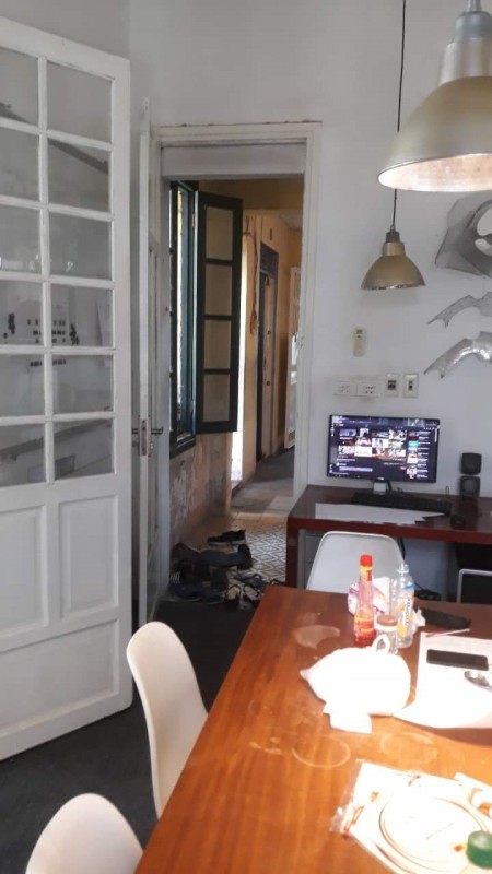 Bán nhà tầng 2 biệt thự pháp cổ, cực hiếm trong lòng Thủ Đô giá 7.5 tỷ, gần công viên, trung tâm Hà Nội