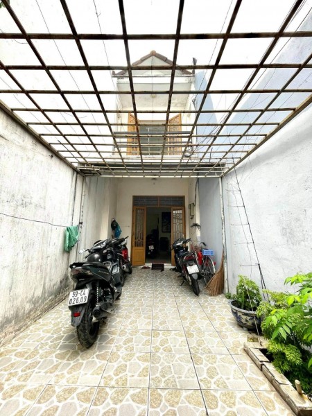 Bán nhà hẻm ô tô đường Lê Trọng Tấn, dt 88m2, 2 tầng giá chỉ 5.3 tỷ