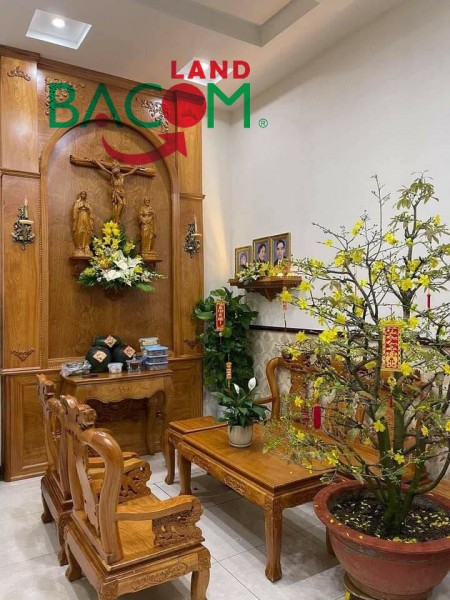 Nhà nguyên căn mặt tiền 1 trệt, 3 lầu đúc, phường Tân Biên, dt sàn 175m2, giá chỉ 8.6 tỷ