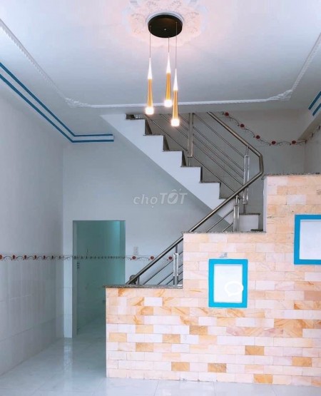 Nhà Vườn Lài nguyên căn 1 trệt, lầu, 2PN, 2WC, 2 máy lạnh, giá 9 triệu/tháng