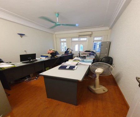 Thiện chí bán, sổ đỏ, ngõ Đầm Trấu, Hà Nội, chỉ việc ở, nhà đẹp, 4 tầng, ngõ xe tải, dt 36m, chưa đến 146tr/m