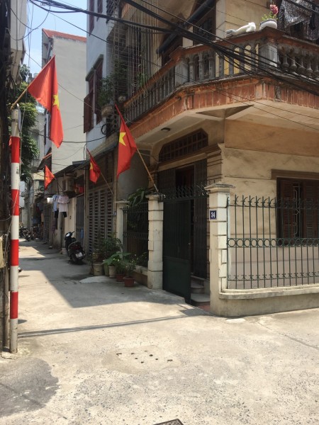 Bán nhà đường Lý Sơn 40m x 4 tầng, 4m MT, giá 3.3 tỷ, Ô tô, gần phố, khu vực an sinh đỉnh.
