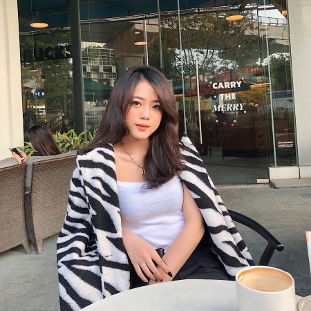 Ms Lan Anh