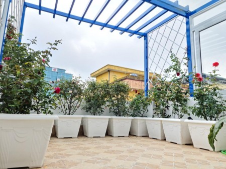 Bán nhà 115m2 phố Bạch Đằng, kinh doanh, giá gần 70 triệu/m2, thương lượng