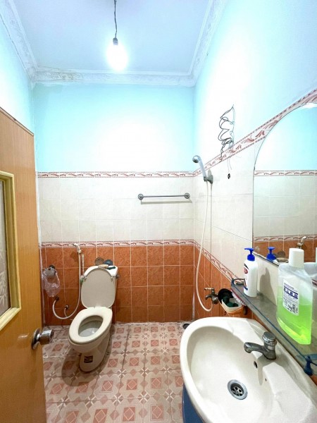 DIỆN TÍCH KHỦNG - CHỦ ĐI MỸ ĐỊNH CƯ BÁN GẤP - GIÁ 4 TỶ 5