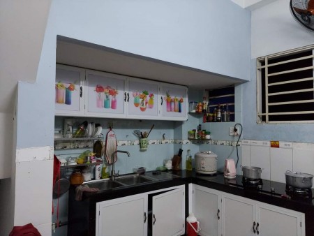 Hẻm xe hơi lô góc Nguyễn Văn Lượng, gần Lotte diện tích 4.2m x 8m, 3 tầng, giá 3.9 tỷ