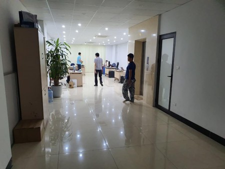 Bán nhà mặt phố Chùa Bộc, 52m2, 4 Tầng, 4m MT, 32 Tỷ, LH 0839844444