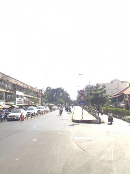 Đi đến slide 4