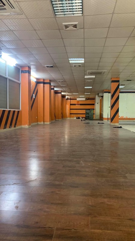 Cho thuê mặt bằng Vũ Tông Phan, diện tích 230m2, Giá 36 triệu/tháng