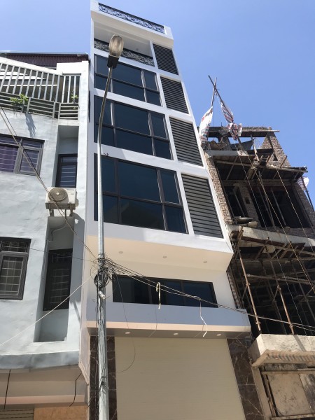 Bán nhà ngay mt Lê Trọng Tấn, Hà Đông, phân lô, có gara ô tô, vỉa hè rộng, nở hậu, giá 7.3 tỷ
