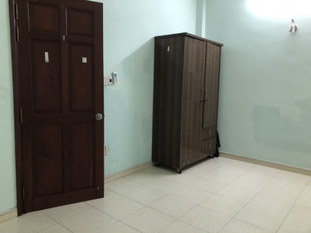Phòng cho thuê 16m2 ở hẻm 1 Thăng Long, Tân Bình