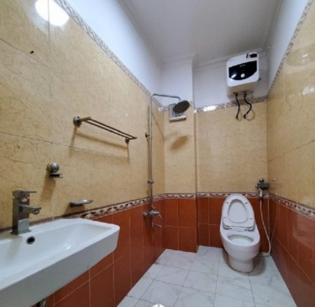 Nhà mặt đường chùa Hàng. kinh doanh cực tốt 85m2 chỉ 7,65 tỷ
