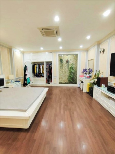 Nhà phố Nguyễn Lương Bằng, Đông Đa. Ô tô, Ở KD, thang máy. 85m2 7T MT5.5m 16 tỷ
