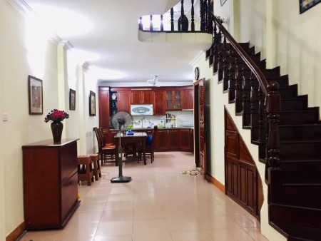 Siêu hiếm nhà nguyên căn trung tâm Ba Đình 6m ra phố nhà 5 tầng đẹp ở ngay
