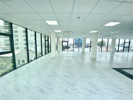 Cho thuê văn phòng Hoàng Cầu, 120m2 16 triệu/tháng view cực thoáng chủ nhà thoải mái