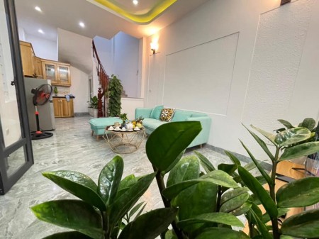 Bán nhà tự xây Xuân Đỉnh, ô tô 5m, full nội thất, dt 32m2, 5 tầng, giá nhỉnh 2 tỷ