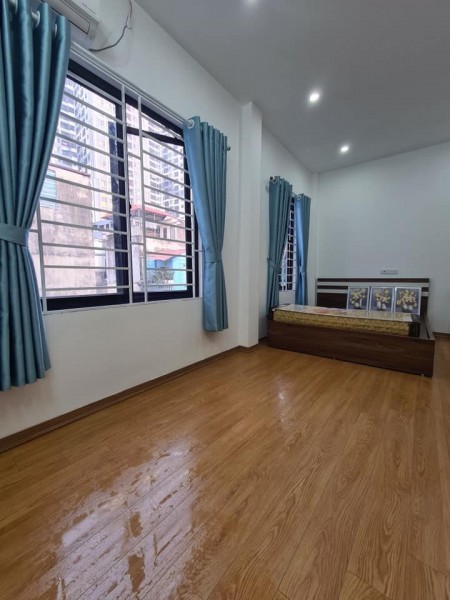 Bán nhà Nguyễn Chí Thanh 65mx5T MT 6.5m lô góc oto đỗ Đống Đa