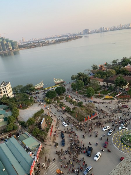 Bán căn góc D'. Eldorado 94m2, 2 pn, chỉ 5 căn góc trên 1 sàn, view hồ Tây cực đẹp - Giá 10 tỷ.